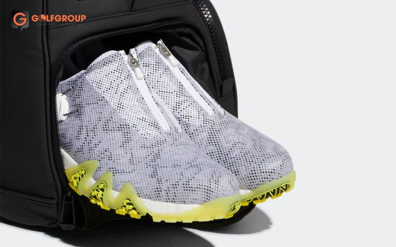 hình ảnh túi cầm tay Adidas HS4451 đen