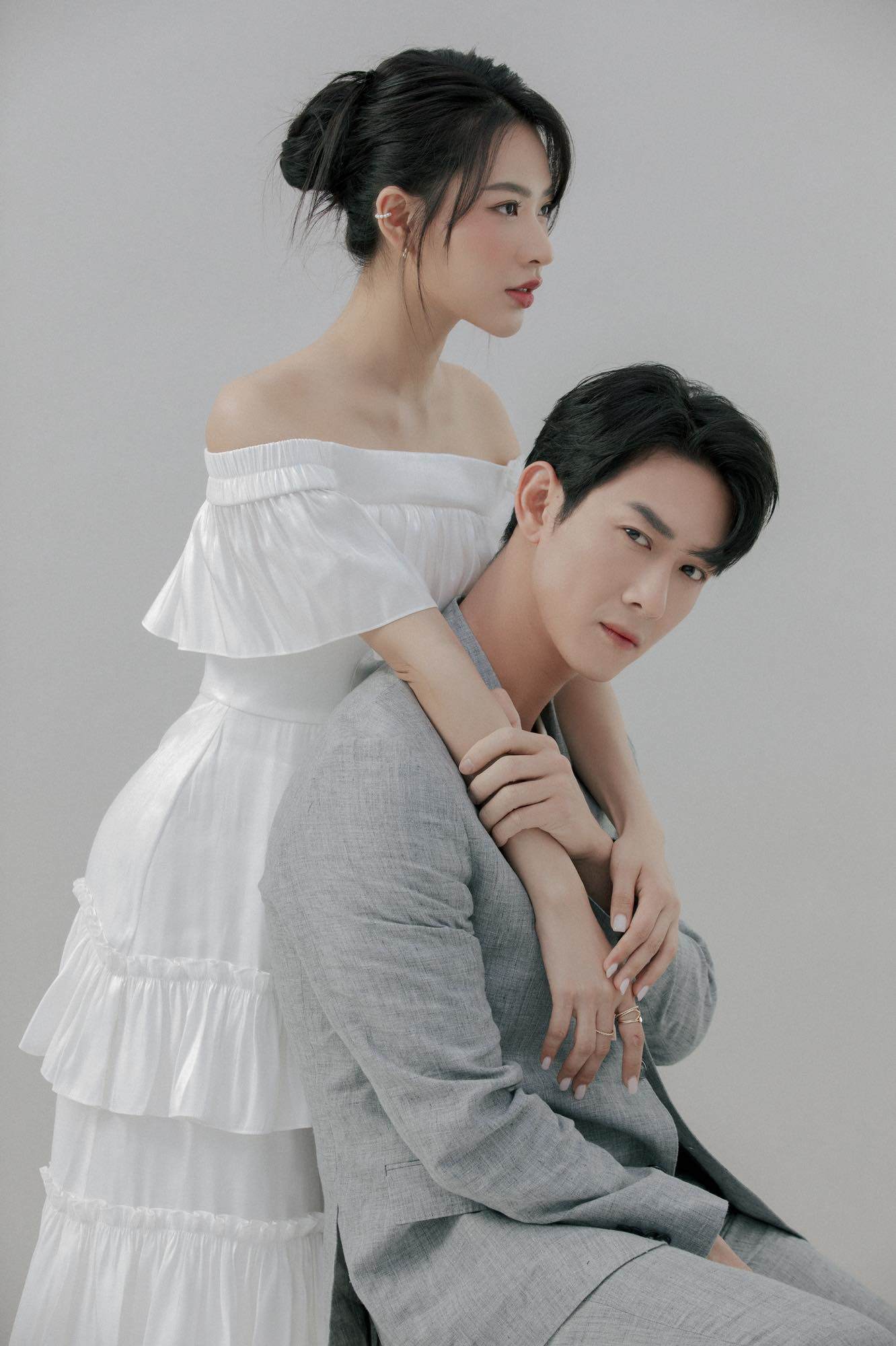 Minh Trang hiện đang là nữ diễn viên chiếm sóng của Cây Táo Nở Hoa chỉ vì visual đẳng cấp của mình. Dù xoay góc nào thì gương mặt của cô cũng là điểm nhấn khó quên.