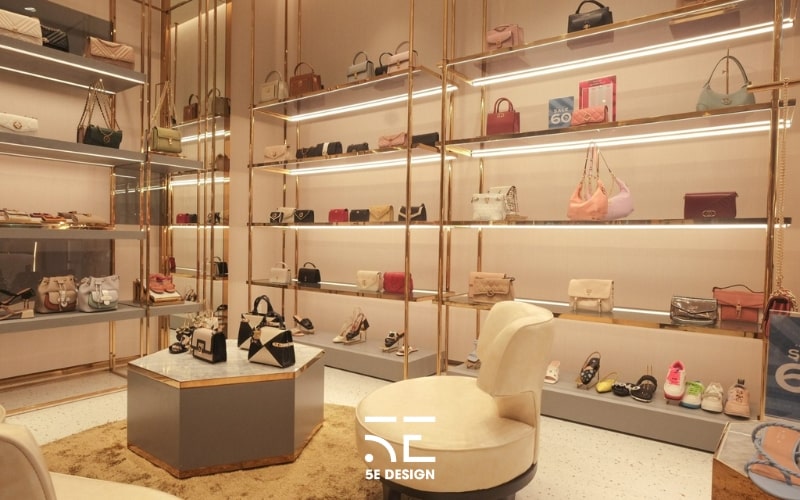Thi công shop LYN – thương hiệu thời trang Thái Lan sang trọng nổi bật giữa TTTM