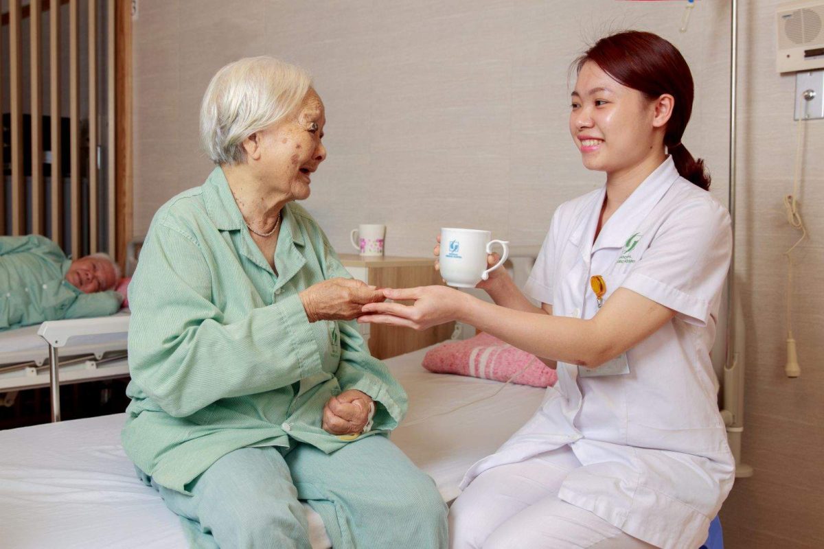 Người lao động có được hưởng chế độ nghỉ khi bố mẹ ốm không?