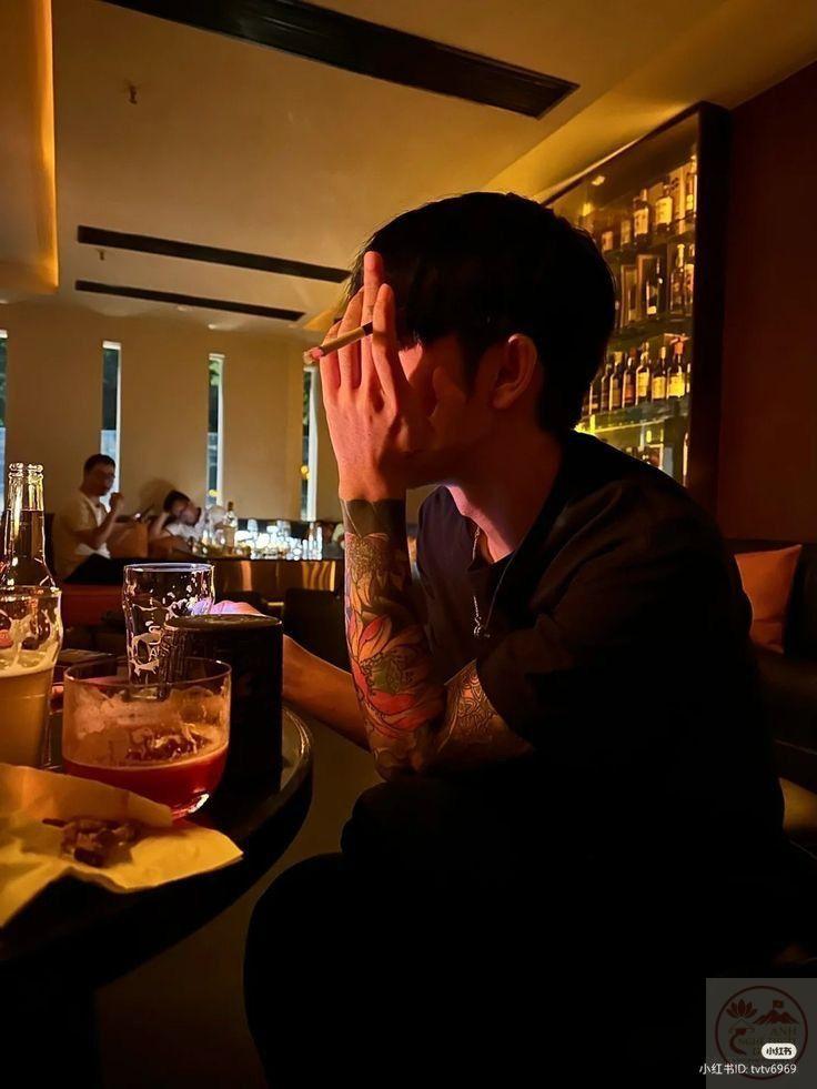 Dòng chảy chậm rãi khơi gợi những phút giây bình yên giản dị