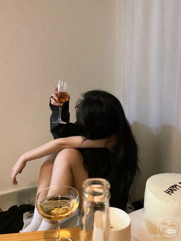 Hình ảnh ăn nhậu tại nhà