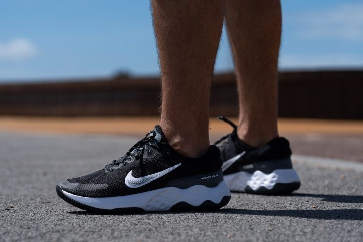 nike-renew-3-hands.JPG