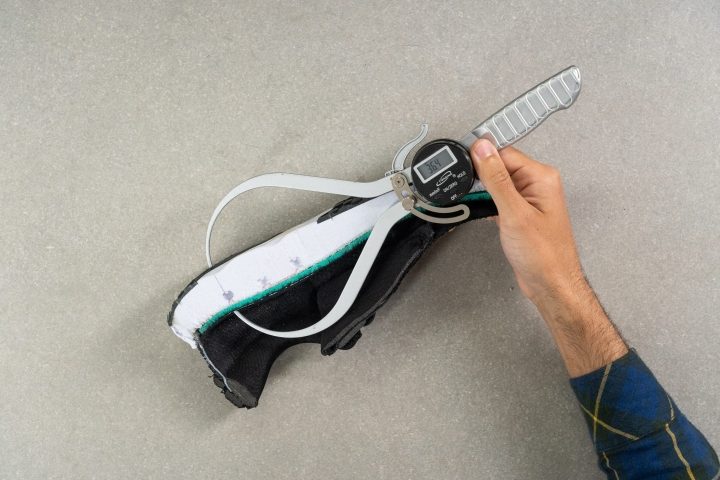 nike-renew-3-outsole-thick.JPG
