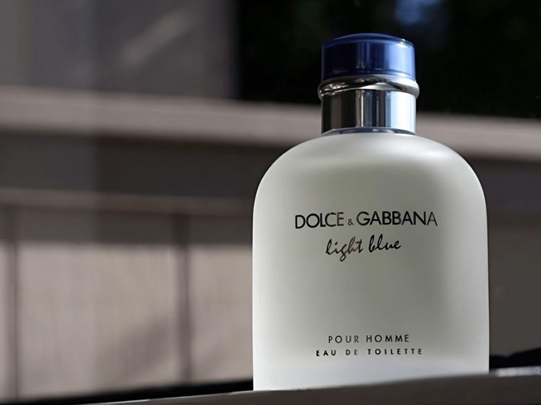 Top Nước Hoa Mùi Nhẹ Nhàng Cho Nam: Review Chi Tiết Nhất
