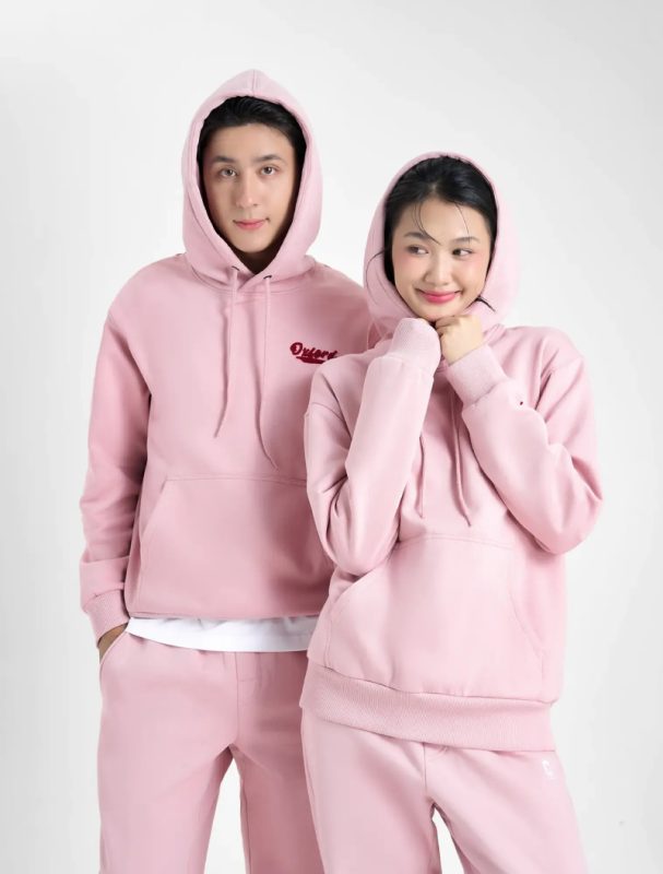 Gợi Ý Phối Áo Hoodie Với Quần Ống Rộng: Đơn Giản Mà Sành Điệu