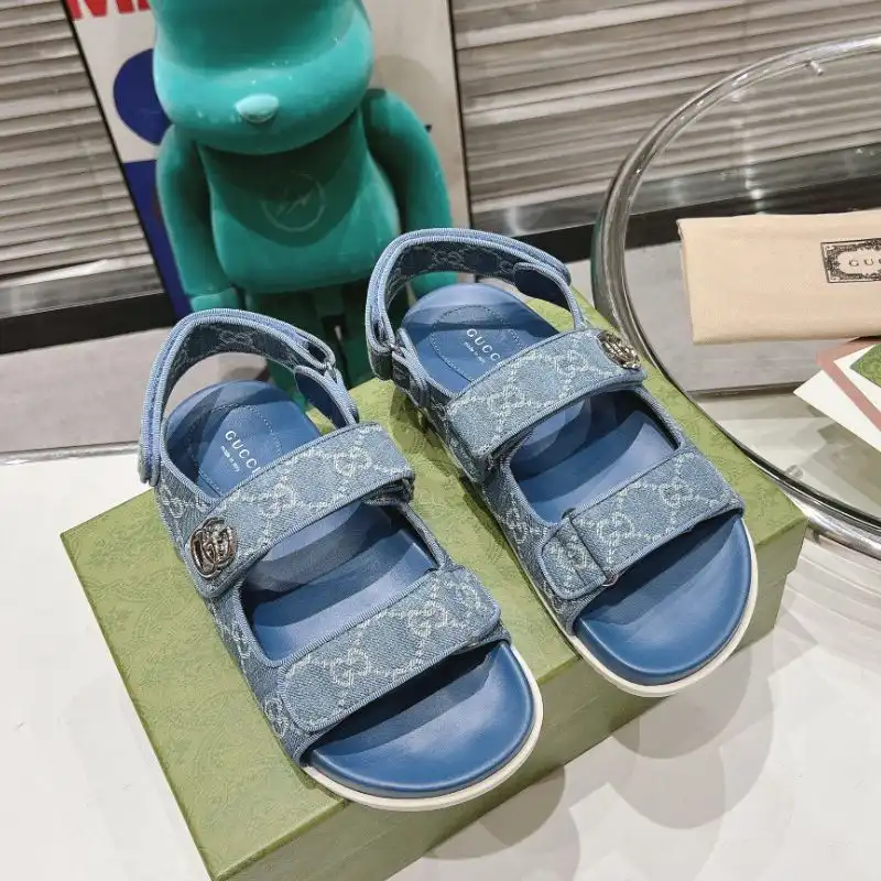 Dép Sandal Gucci GG Supreme Canvas màu xanh