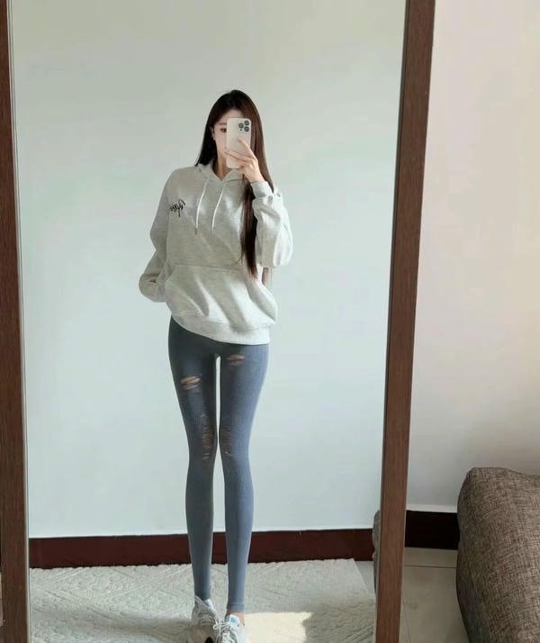 Ảnh cô gái xinh đẹp ngầu cá tính