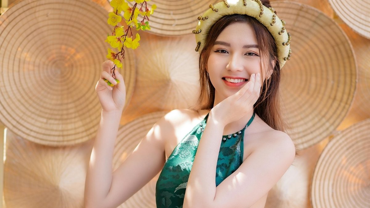 Hình Ảnh cô gái xinh đẹp thuần khiết tinh khôi