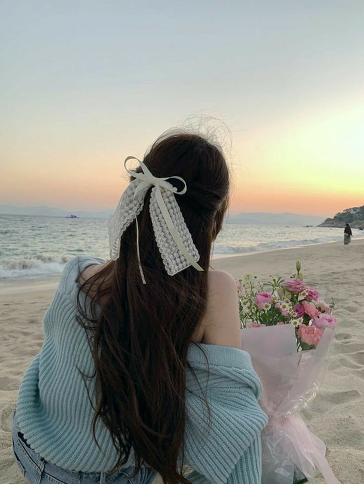 Ảnh gái xinh che mặt