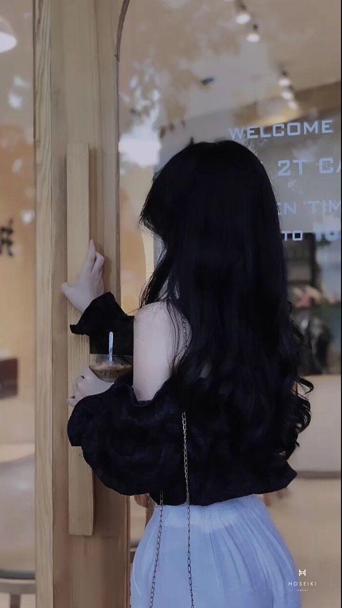 Ảnh gái xinh che mặt