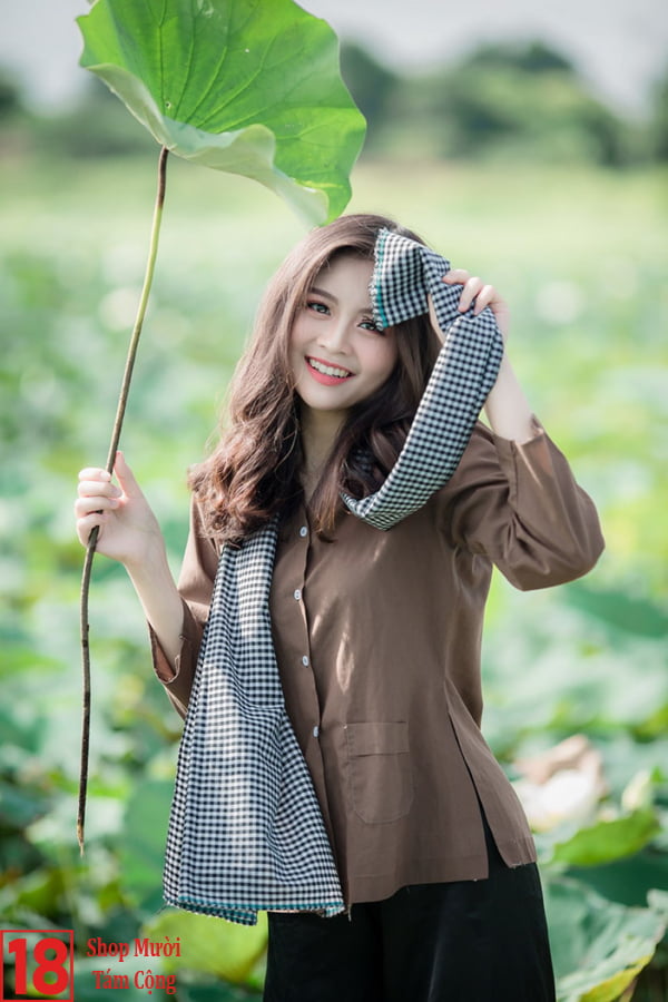 Gái Xinh Quê Mặc áo Bà Ba (11)