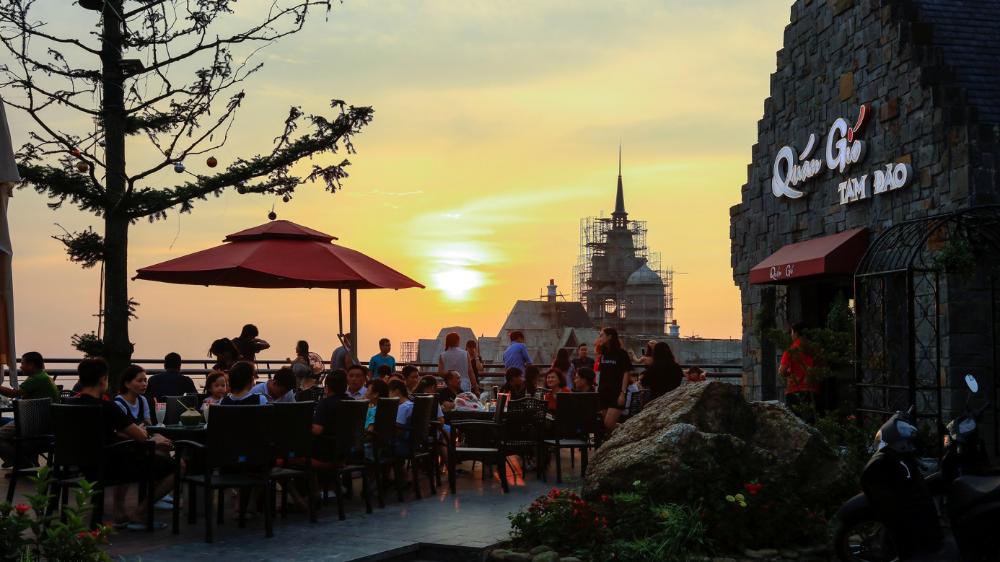 Gió Tam Đảo - một trong những nơi có view ngắm hoàng hôn đẹp (Ảnh: Sưu tầm Internet)