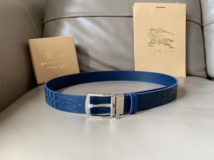 Thắt lưng Burberry siêu cấp dây xanh khóa kim màu trắng TLB06