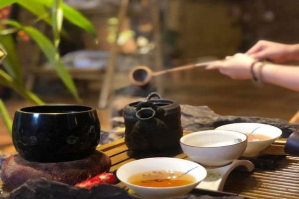 Thơ hay về trà đạo