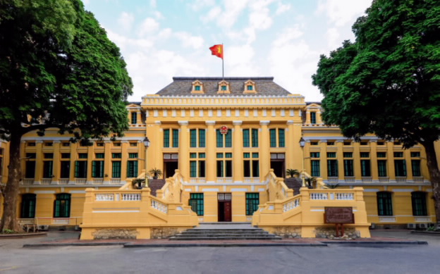 Toà án nhân dân tối cao, cấp cao, TPHCM tiếng Anh là gì?