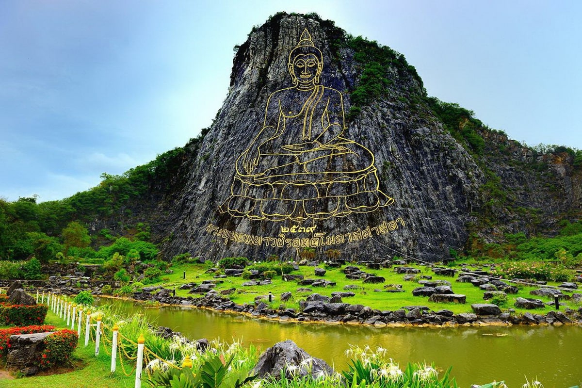 bức tượng phật