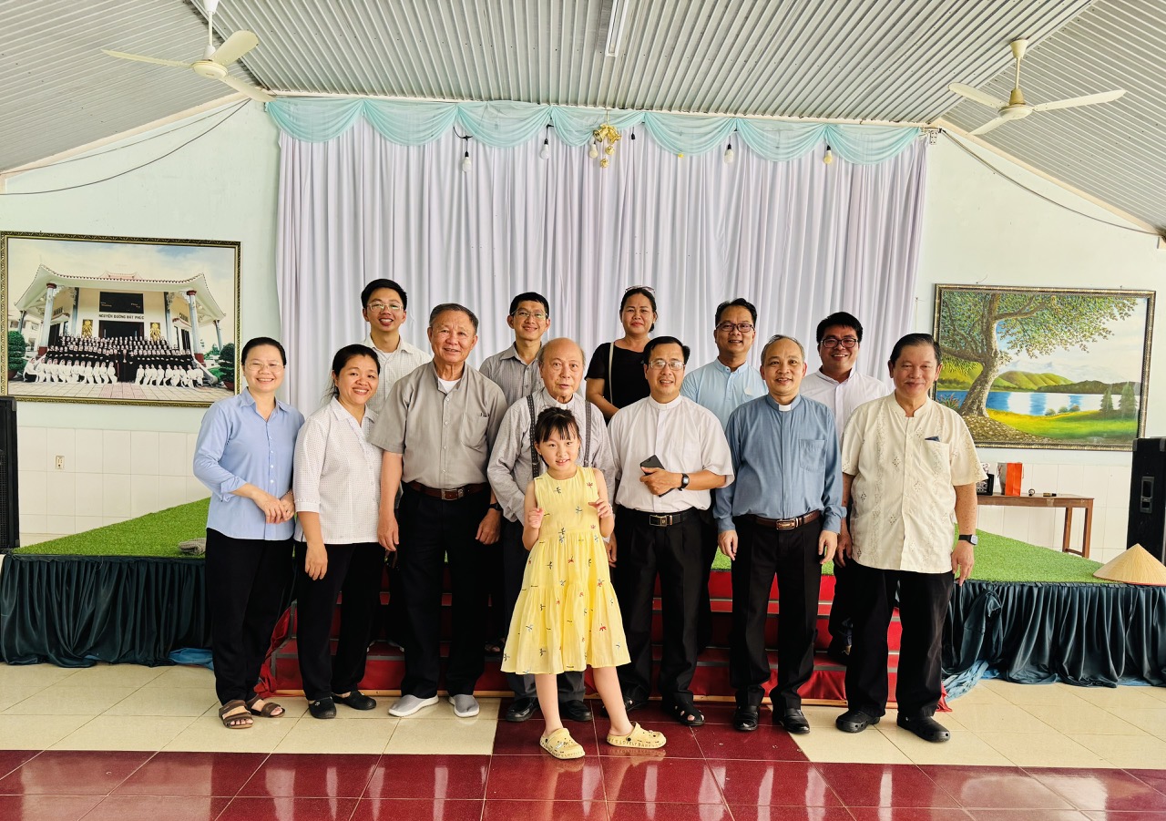 Phân ban từ vựng Hán nôm Công Giáo họp mặt nhân dịp ra mắt cuốn Từ điển Hán Nôm Công Giáo đầu tiên