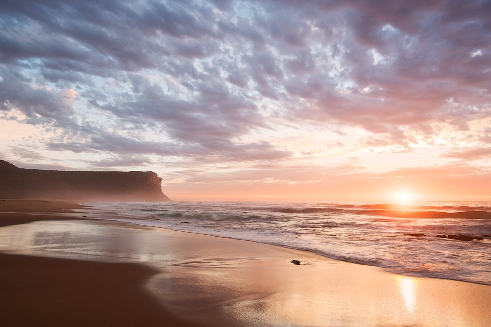 light-bleeding-sunrise-photography