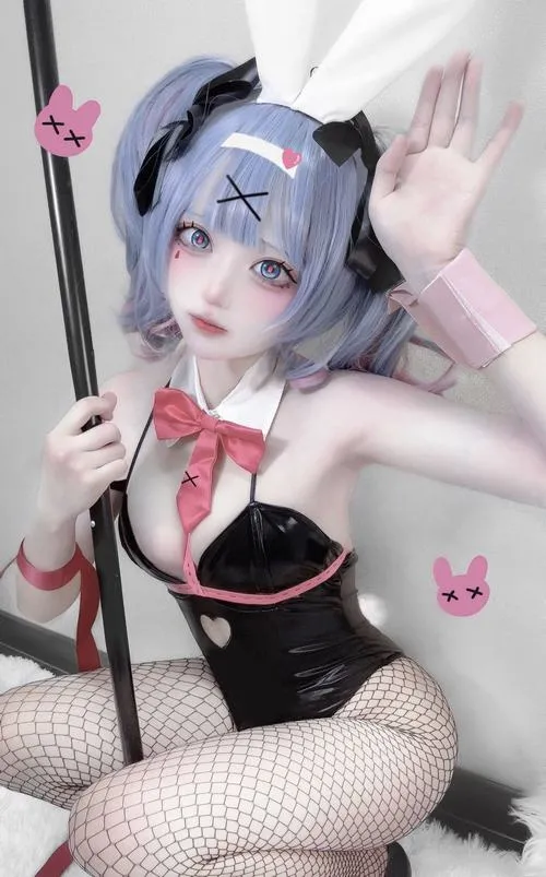 Ảnh Gái Xinh Cosplay Bikini sexy 11