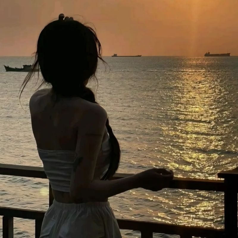 avatar ảnh nữ che mặt ngầu lạnh lùng