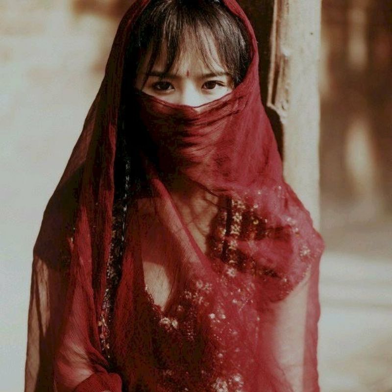 avatar ảnh girl che mặt ngầu cổ trang
