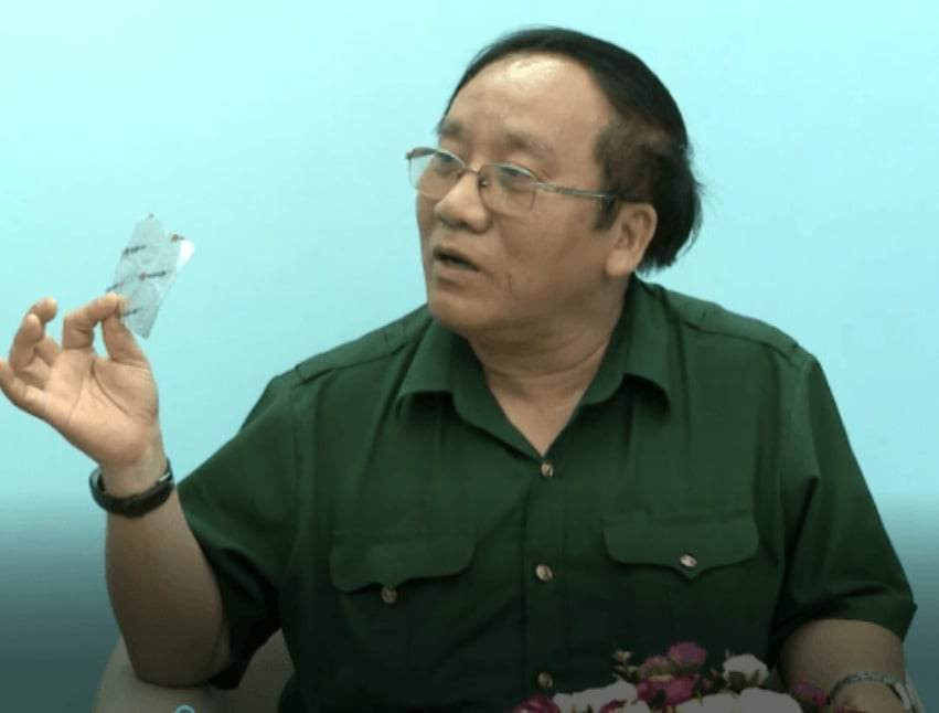 Nhà thơ Trần Đăng Khoa "thạo" văn chương nhưng lại hay bị lừa khi mua sắm trên mạng.