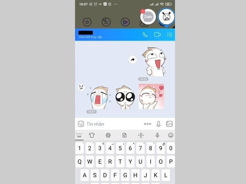 Người dùng có thể vừa nhắn tin vừa thực hiện tác vụ khác trên cùng một màn hình