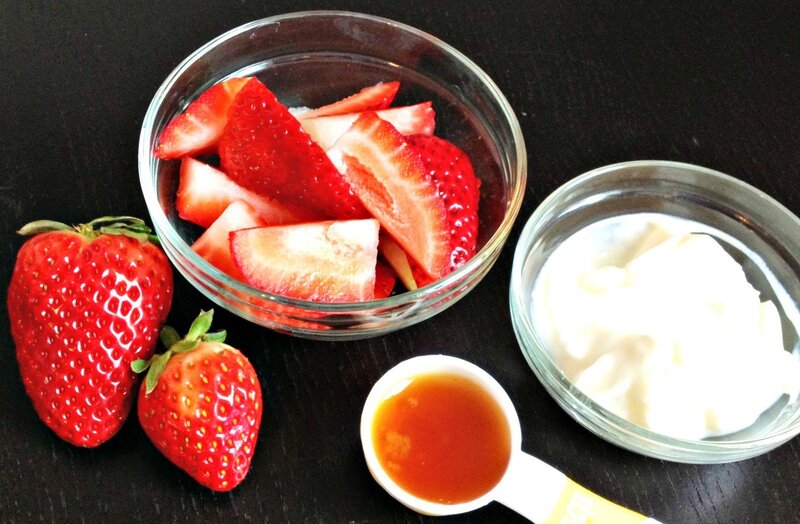 Dâu tây cũng được dùng để tẩy da chết toàn thân