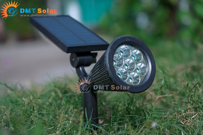 Đèn rọi tiểu cảnh sân vườn năng lượng mặt trời RC07-RGB (7Led - 7 Màu)