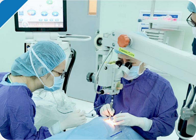 phẫu thuật cắt bè củng giác mạc