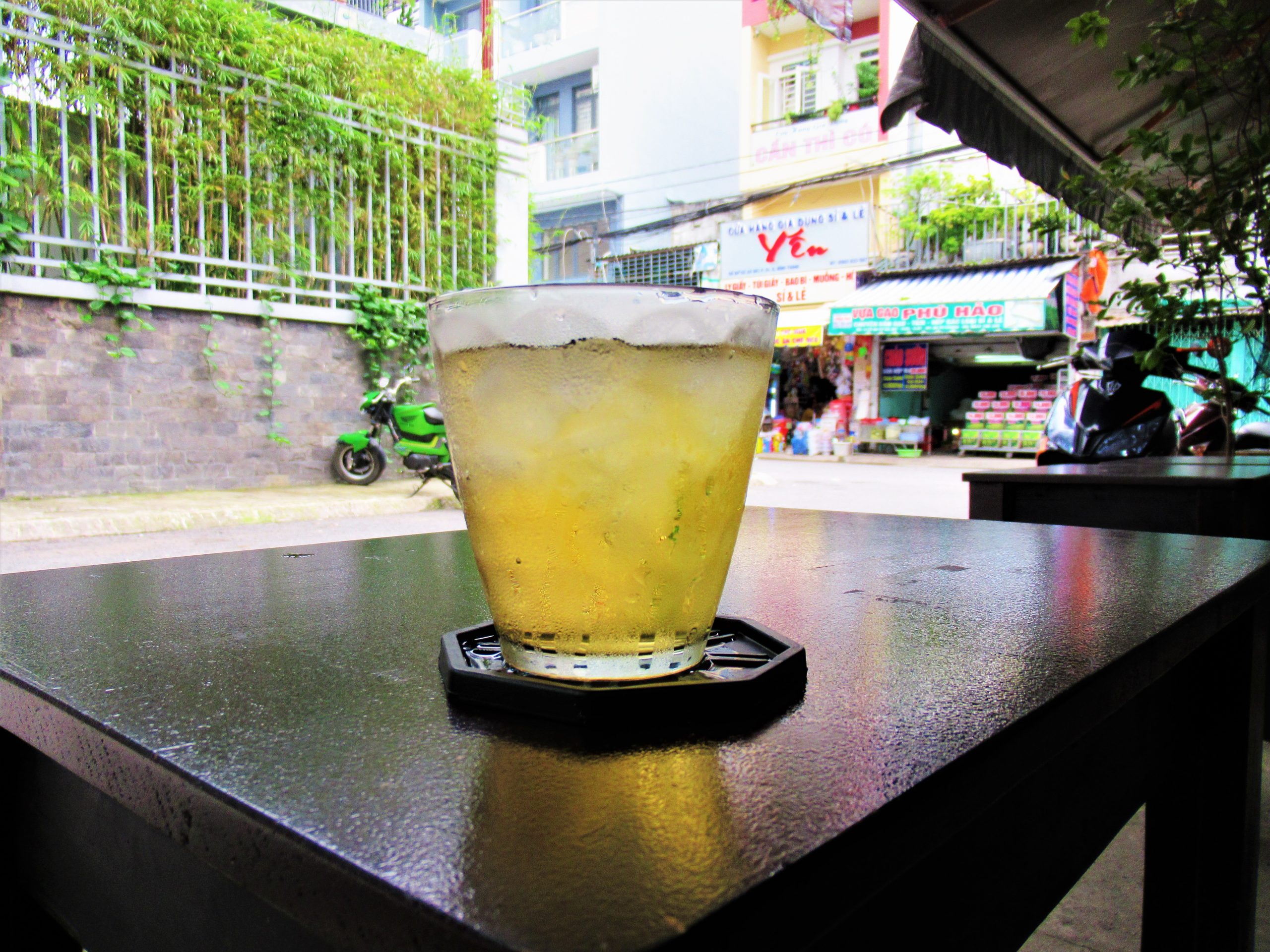 Trà Đá: Vietnamese Iced Tea