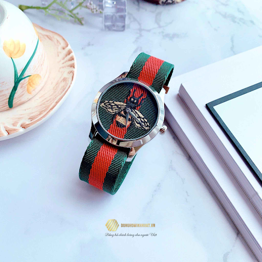 Đồng hồ Gucci với thiết kế sang trọng