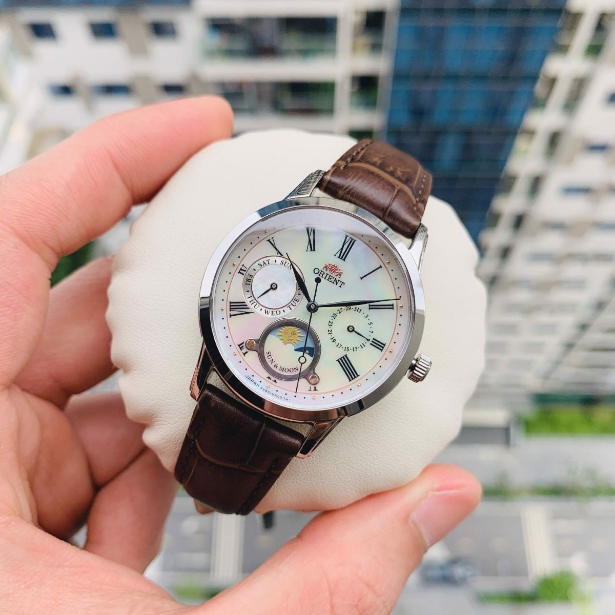 Top 10 mẫu đồng hồ nữ Nhật Bản chính hãng được yêu thích nhất - Ảnh 13