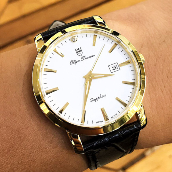 Đồng hồ Olym Pianus sử dụng bộ máy cơ và máy quartz của Nhật Bản
