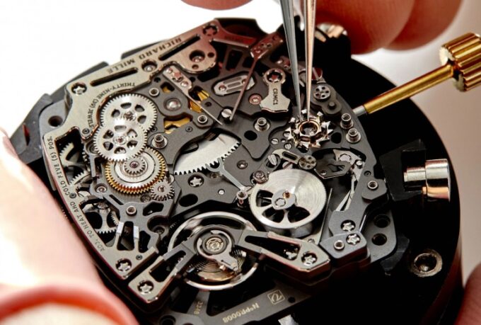 Sửa chữa, bảo dưỡng đồng hồ Richard Mille