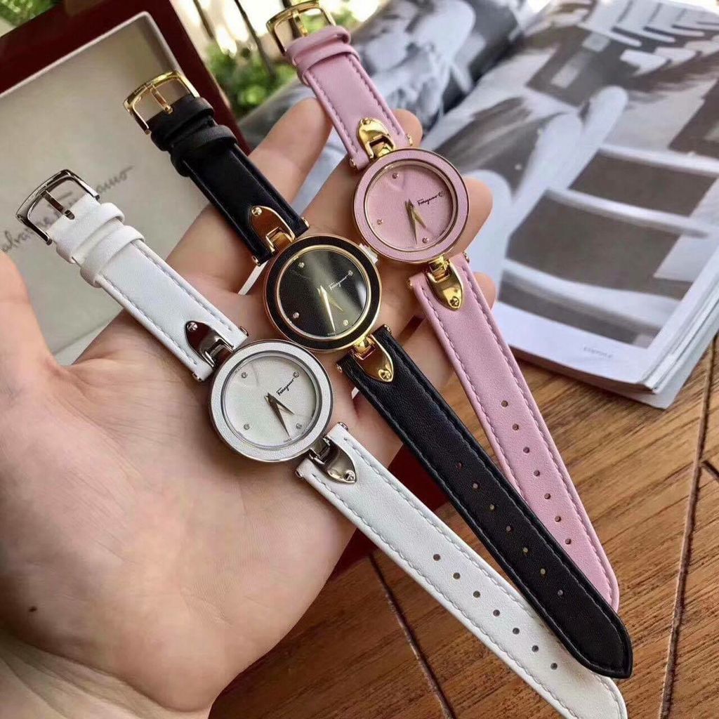 Thay dây đồng hồ Salvatore Ferragamo chuẩn size với khóa zin