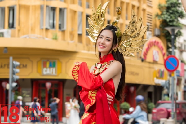 Cosplay Liên Quân Mobile Ilumia Nữ Thần ánh Sáng (12)