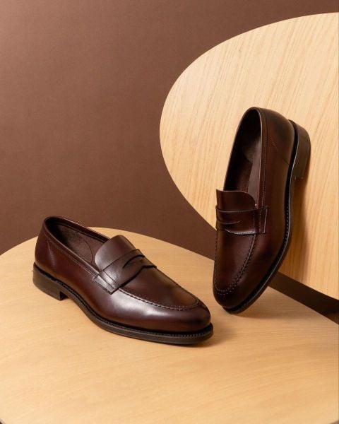 Giày Loafer là gì? Vì sao kiểu giày lười này luôn được ưa chuộng?