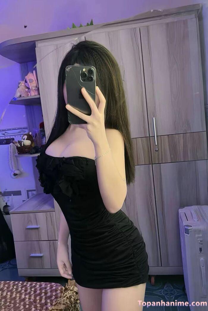 ảnh gái xinh che mặt bằng điện thoại chảnh
