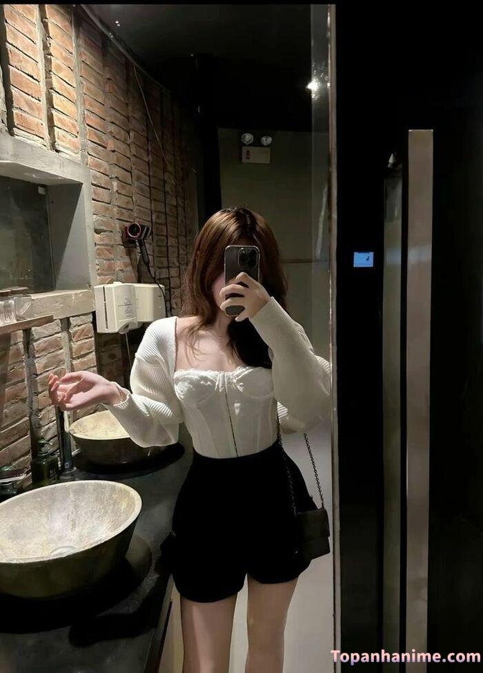 ảnh gái xinh che mặt bằng điện thoại đẹp ngầu