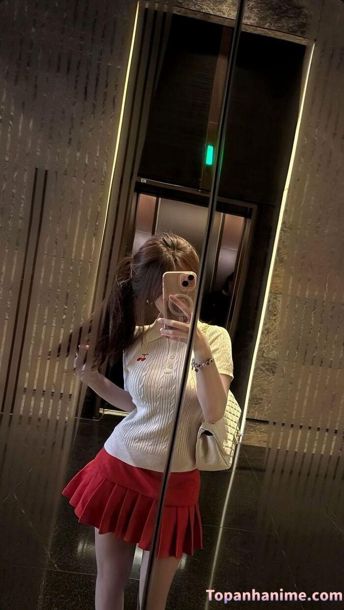 ảnh gái xinh che mặt bằng điện thoại siêu sexy