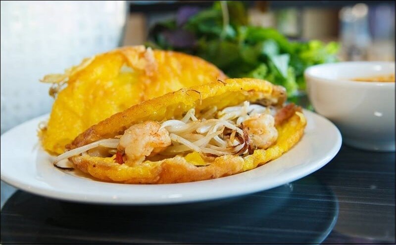 Bánh khoái là bánh gì? Bánh khoái và bánh xèo khác nhau như thế nào?