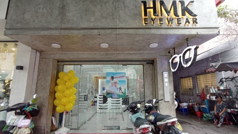 Cửa hàng mắt kính HMK