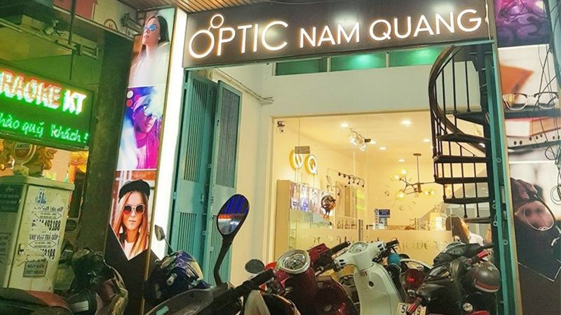 Cửa hàng mắt kính Nam Quang