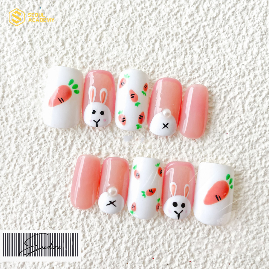 Nail dâu tây với màu sắc bắt mắt phù hợp cho trẻ em