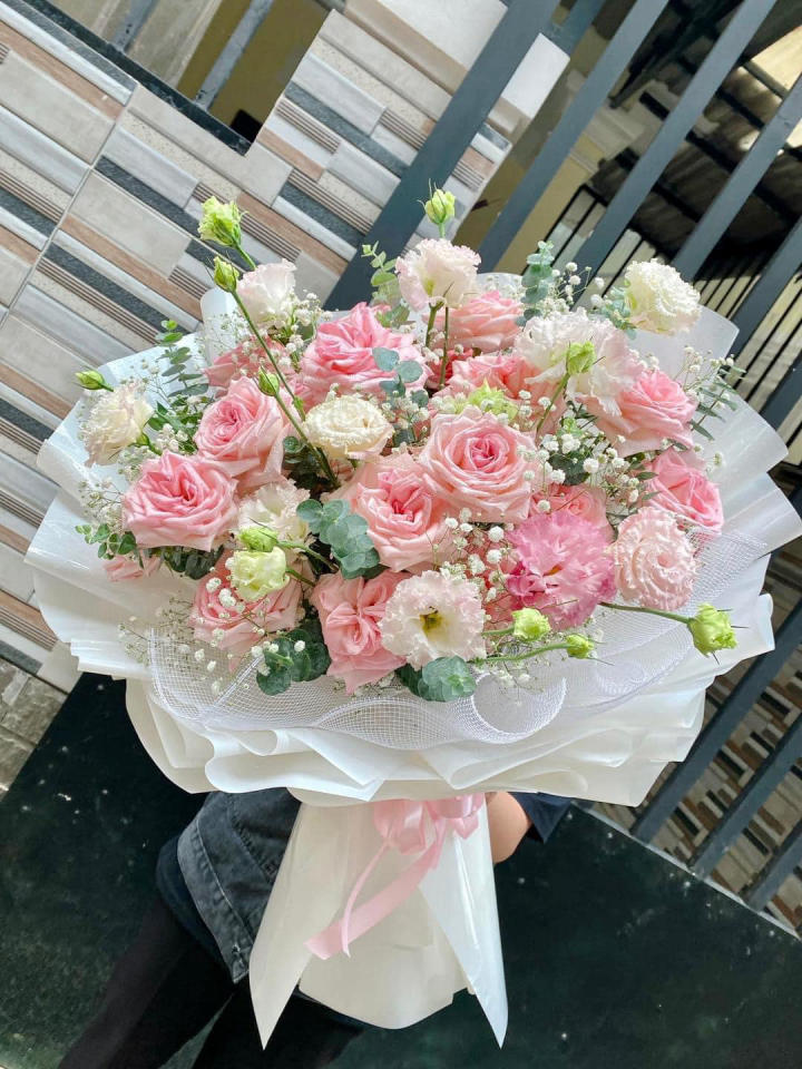 Bó hoa hồng - chạm đến trái tim người nhận