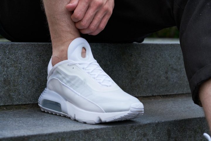 Nike Air Max 2090 Cleaning Upper Material