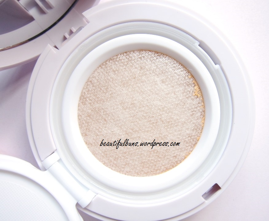 Shu Uemura BlancChroma Brightening UV Cushion Foundation (4)