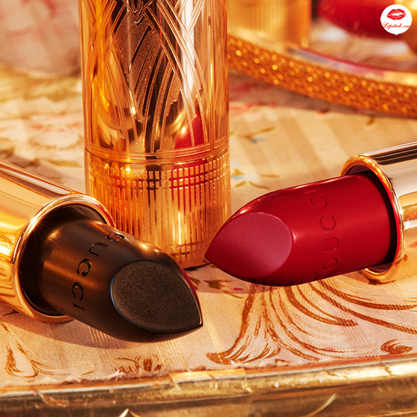 Son Gucci 502 Eadie Scarlet Màu Đỏ Lạnh – Satin Lipstick